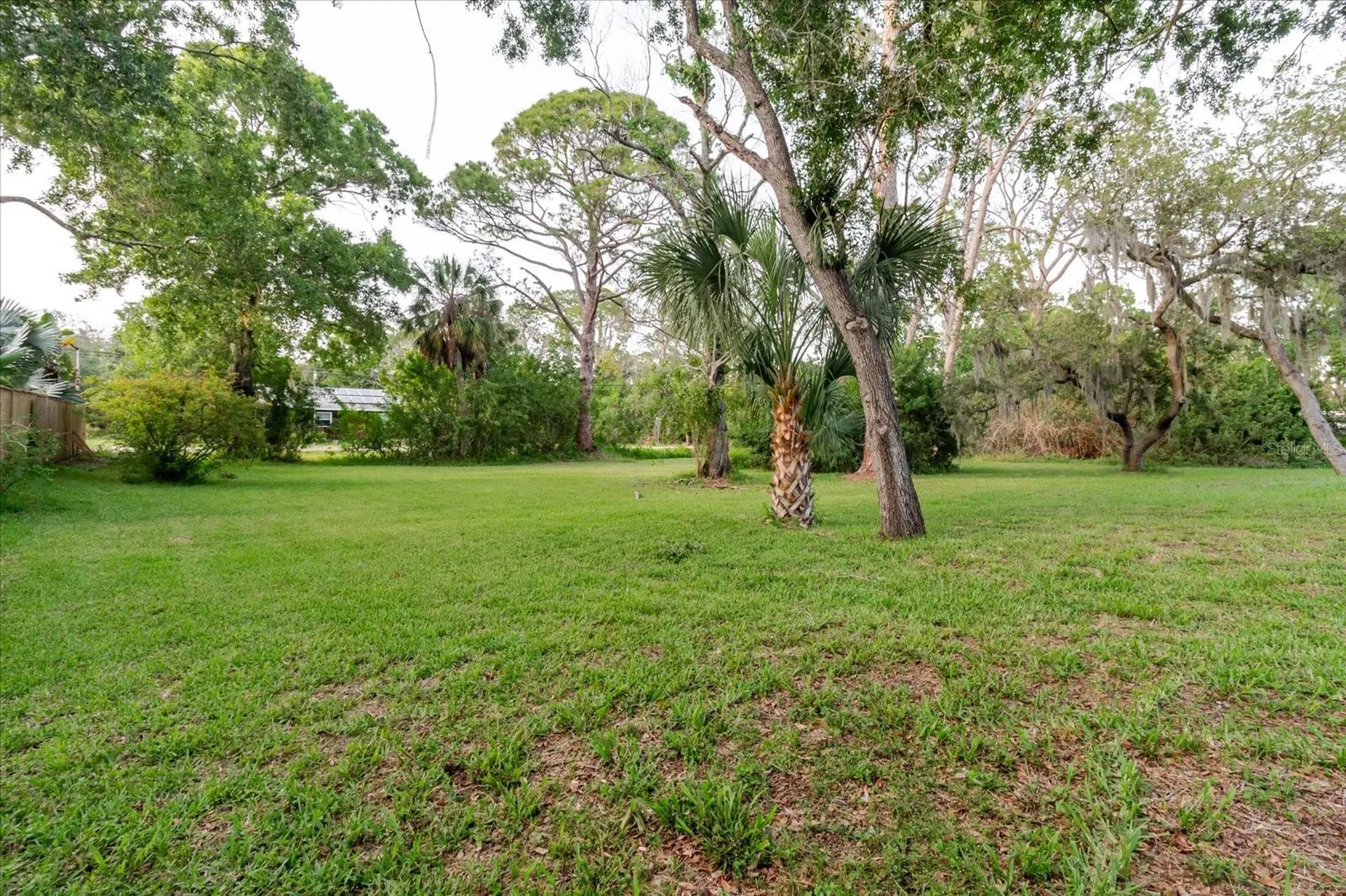 Highland Avenue Tarpon Springs FL 34689