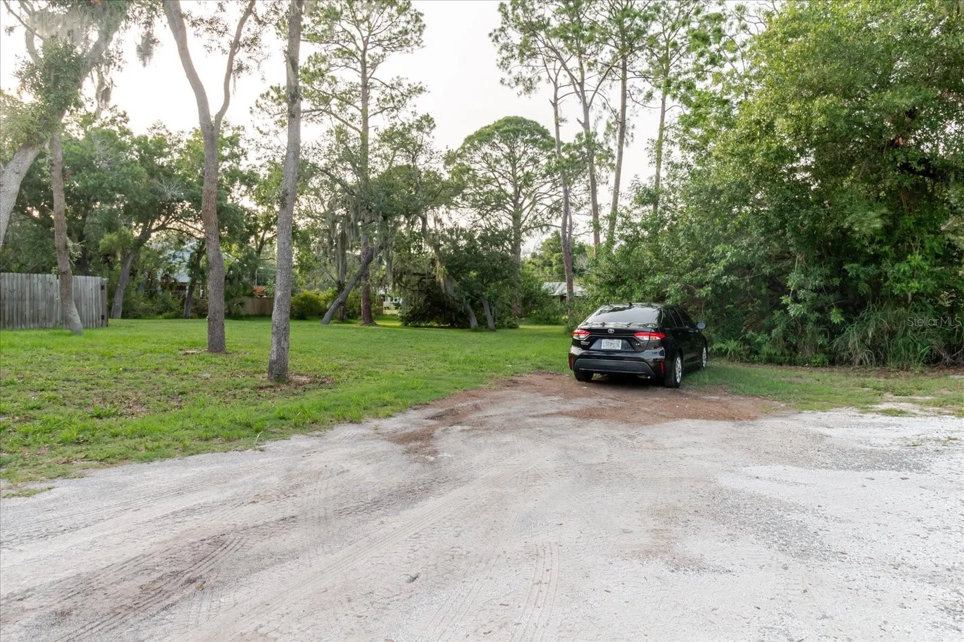 Highland Avenue Tarpon Springs FL 34689