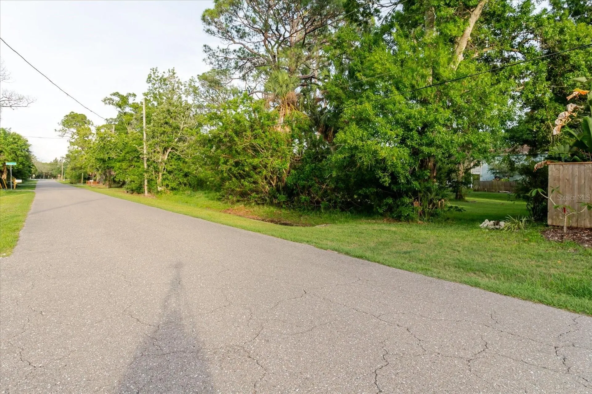 Highland Avenue Tarpon Springs FL 34689