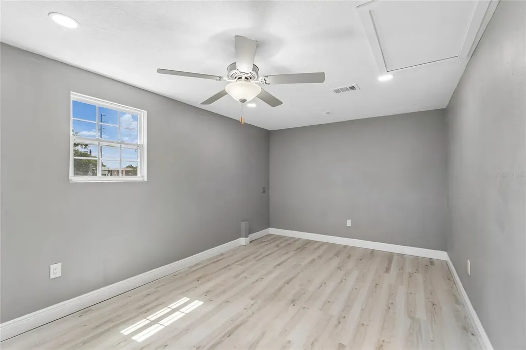 4834 Mile Stretch Drive Holiday FL 34690