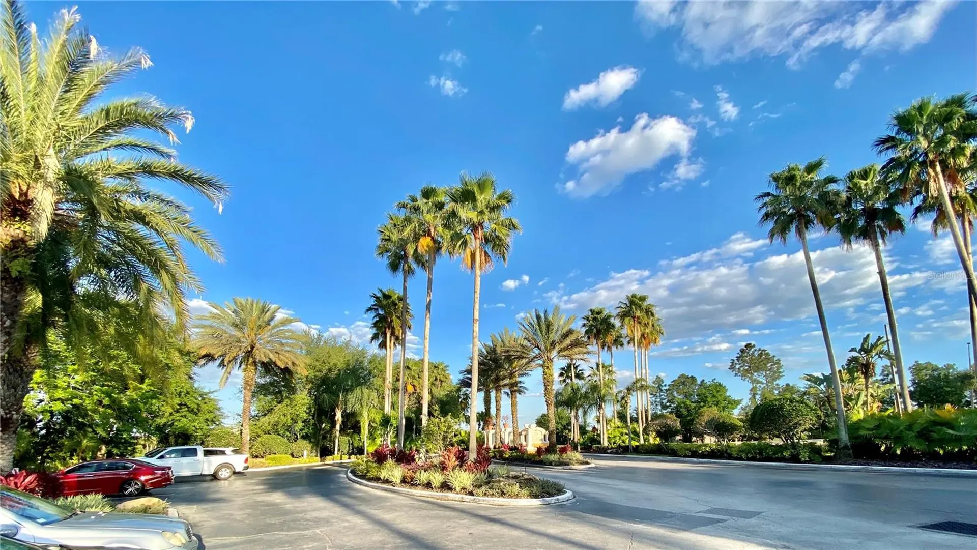 5463 Vineland Road Orlando FL 32811