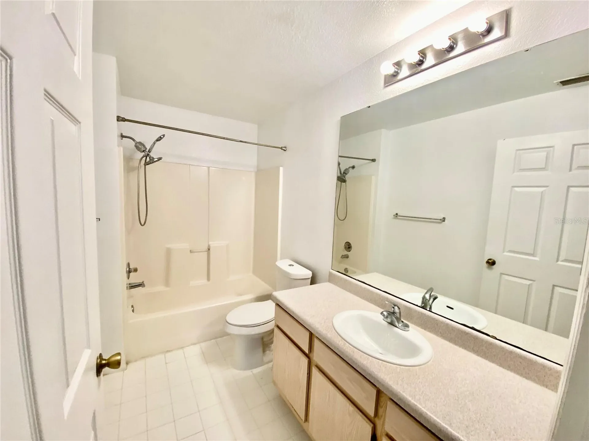 5463 Vineland Road Orlando FL 32811