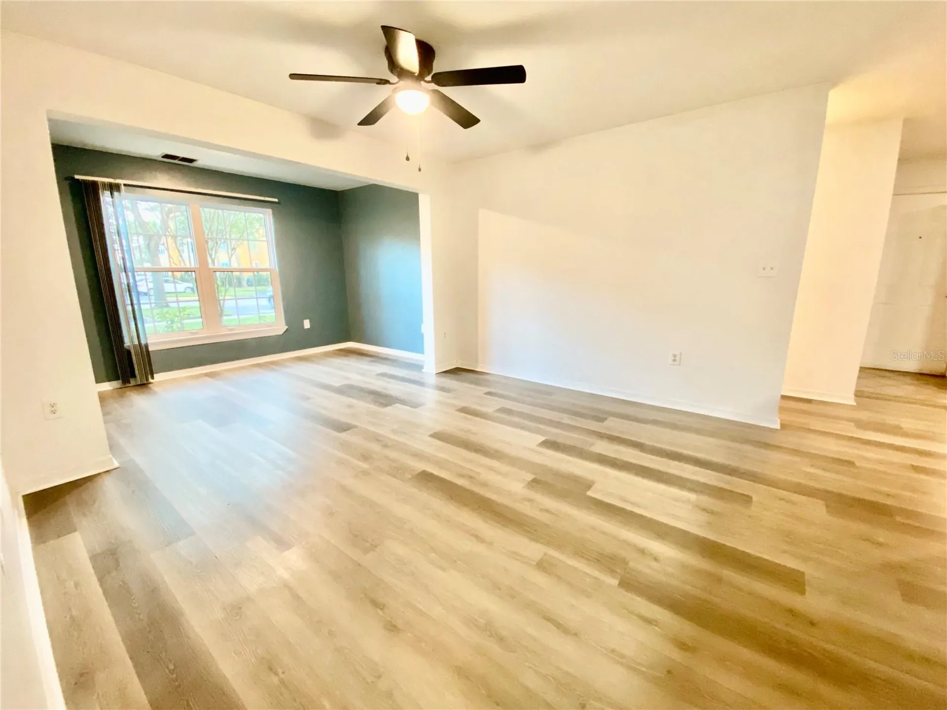 5463 Vineland Road Orlando FL 32811
