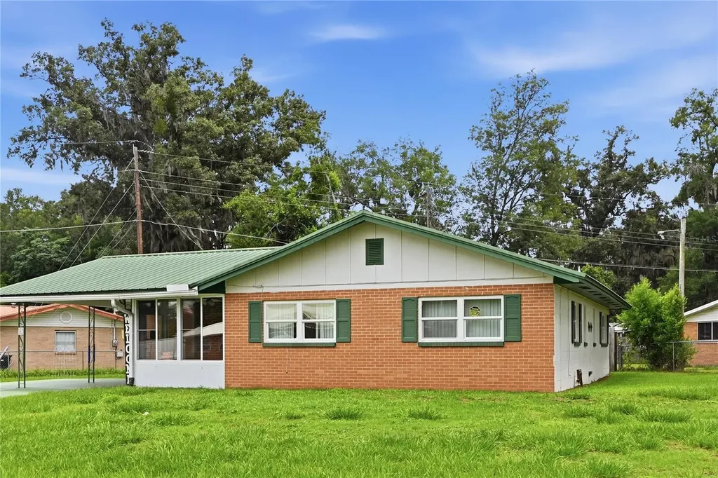 547 SE Olustee Avenue Lake City FL 32025