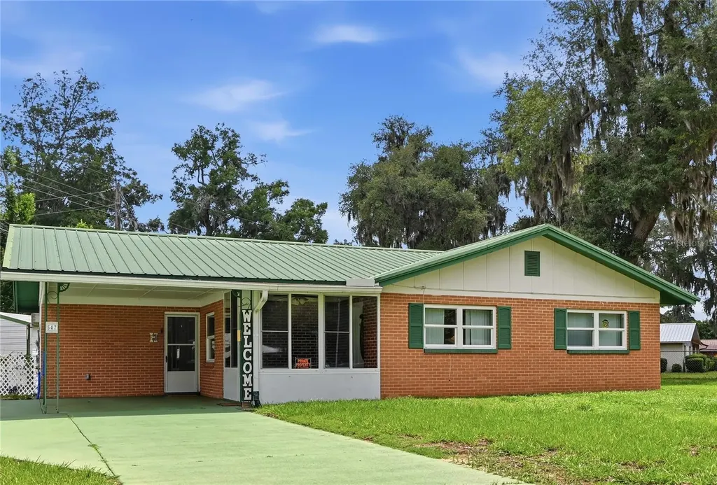 547 SE Olustee Avenue Lake City FL 32025