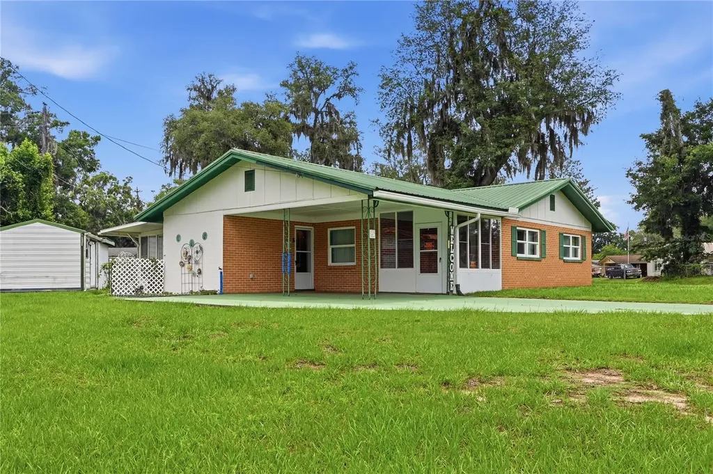 547 SE Olustee Avenue Lake City FL 32025