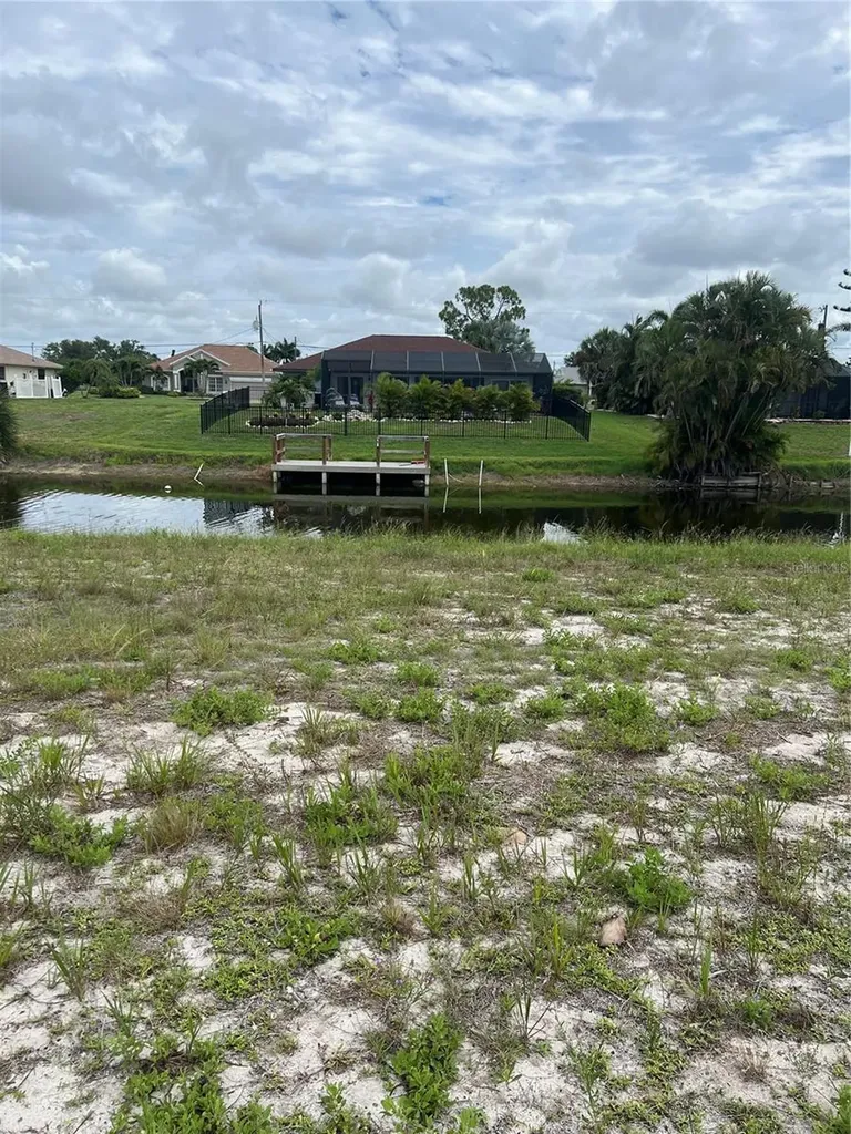 120 Mark Twain Lane Rotonda West FL 33947