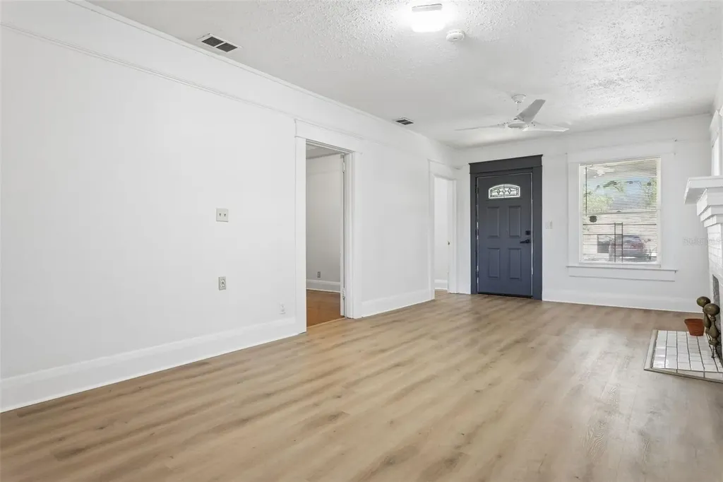 4208 N Marguerite Tampa FL 33603