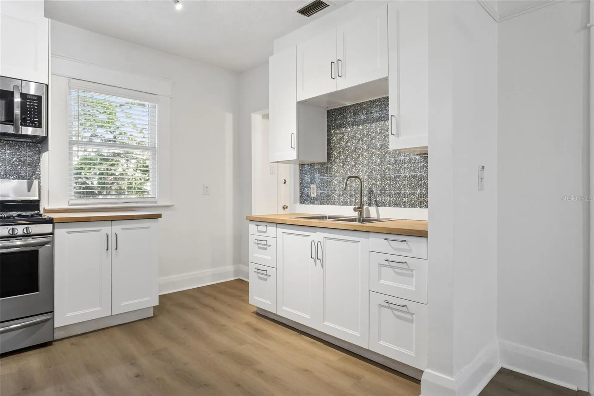 4208 N Marguerite Tampa FL 33603