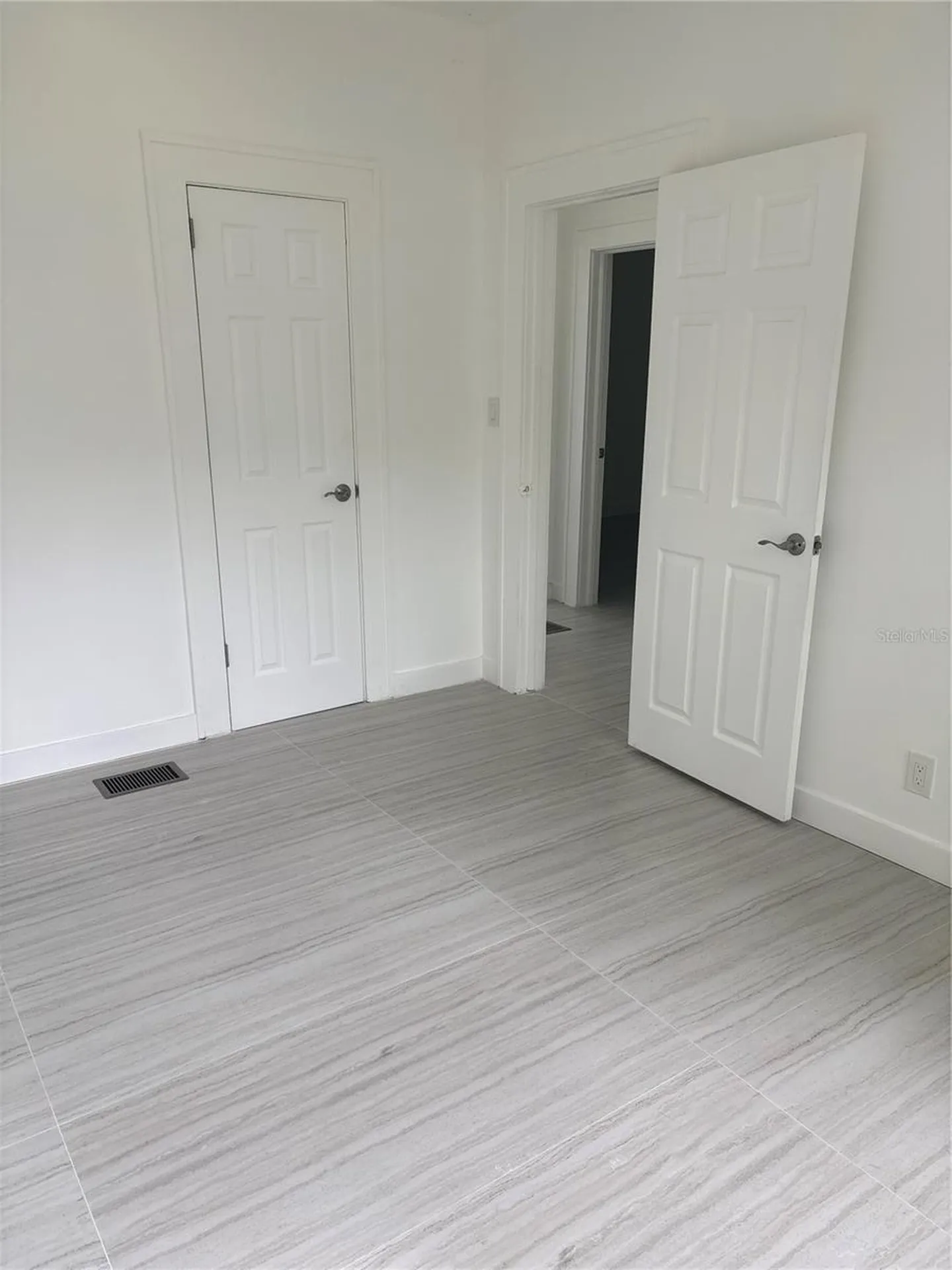 4519 5th Avenue S St Petersburg FL 33711