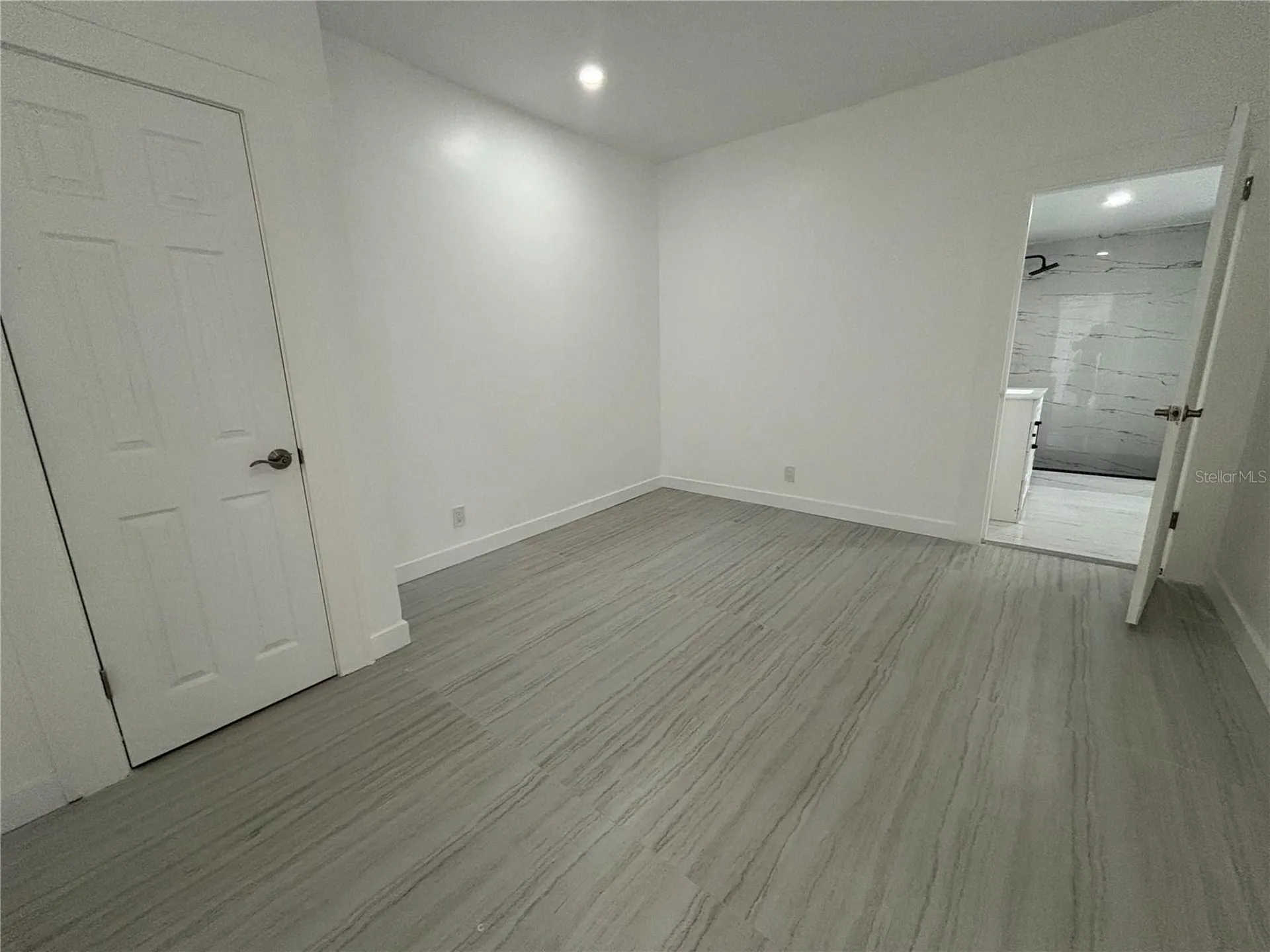 4519 5th Avenue S St Petersburg FL 33711