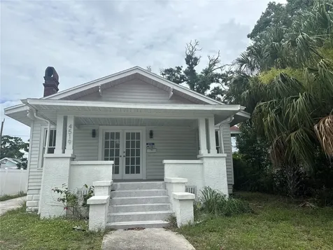 4519 5th Avenue S St Petersburg FL 33711