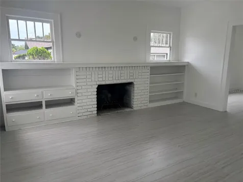 4519 5th Avenue S St Petersburg FL 33711