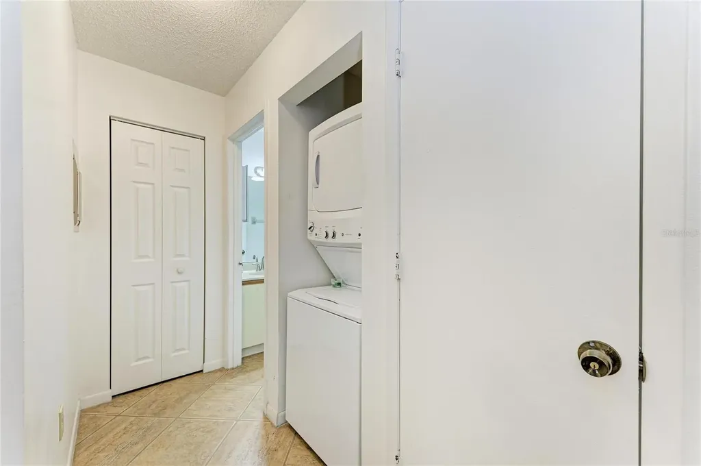 4320 47th Avenue W Bradenton FL 34210