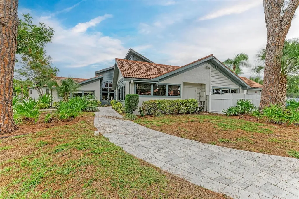 4320 47th Avenue W Bradenton FL 34210
