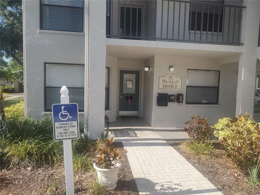 4320 47th Avenue W Bradenton FL 34210