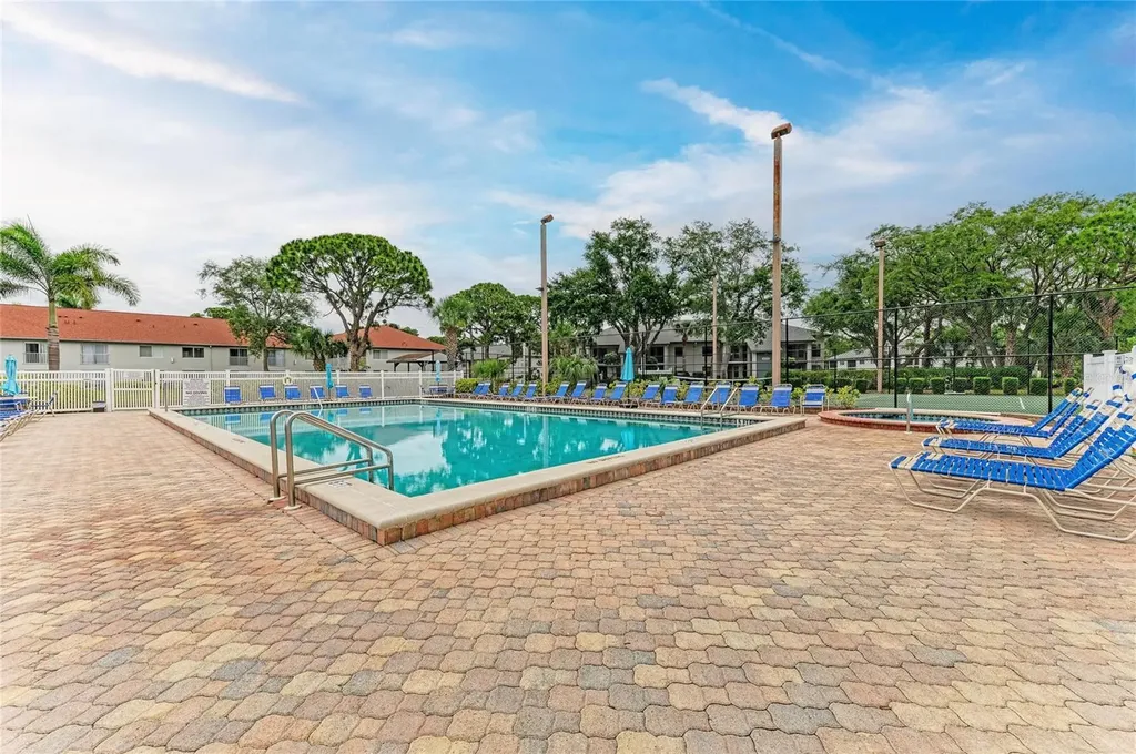 4320 47th Avenue W Bradenton FL 34210