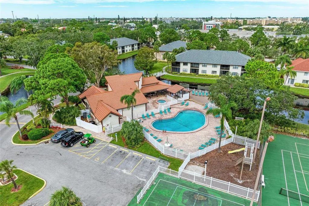 4320 47th Avenue W Bradenton FL 34210