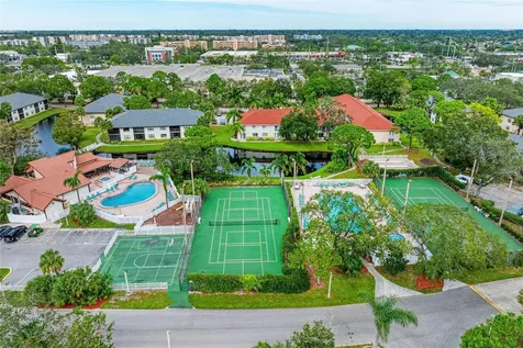 4320 47th Avenue W Bradenton FL 34210