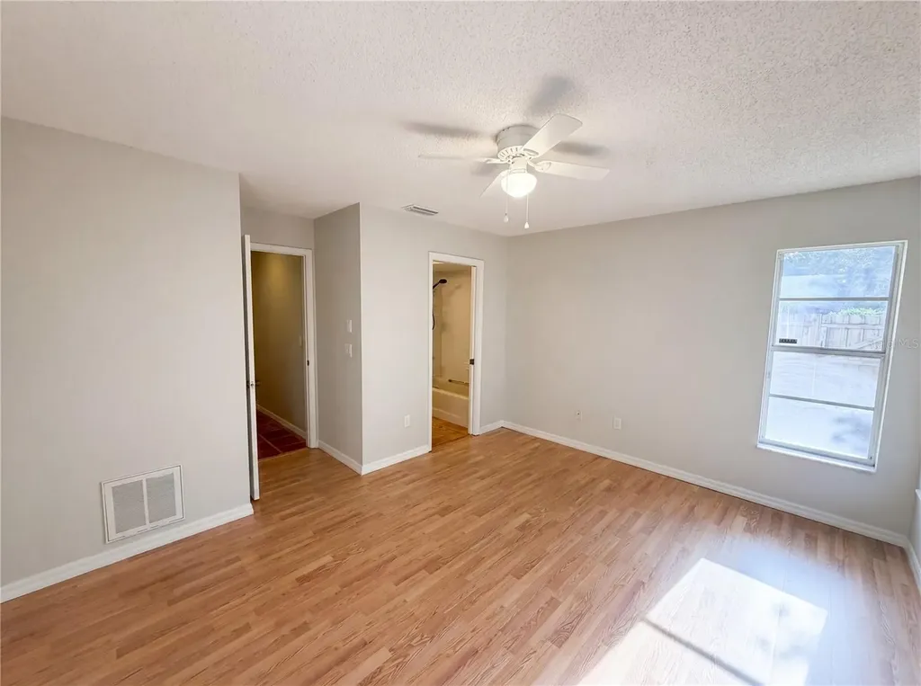 1015 Knollwood Court Safety Harbor FL 34695