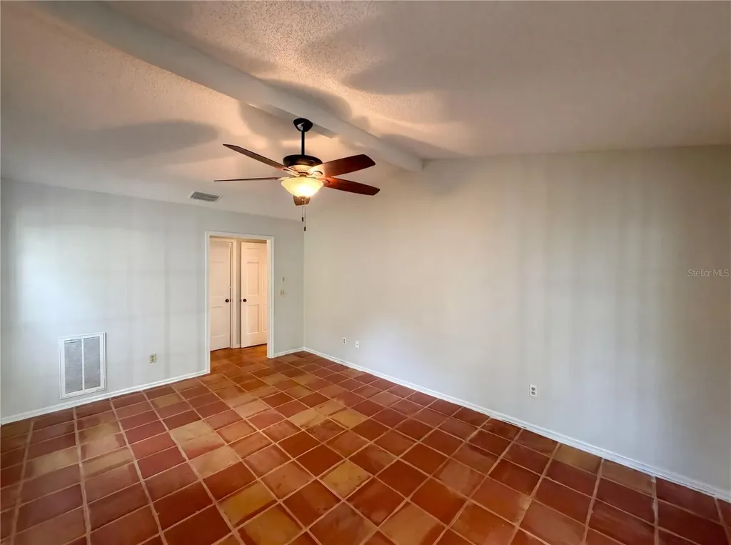 1015 Knollwood Court Safety Harbor FL 34695