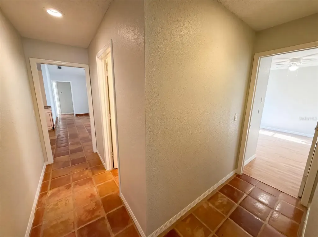 1015 Knollwood Court Safety Harbor FL 34695
