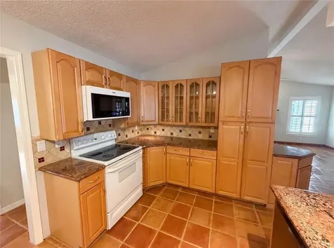 1015 Knollwood Court Safety Harbor FL 34695