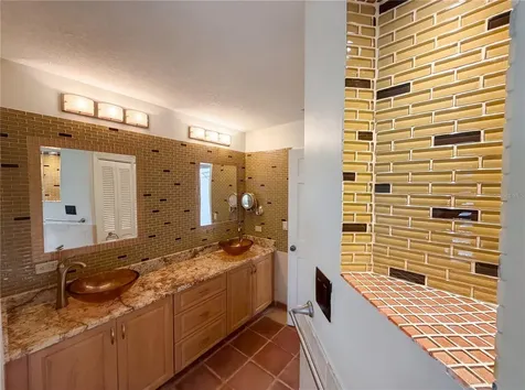 1015 Knollwood Court Safety Harbor FL 34695