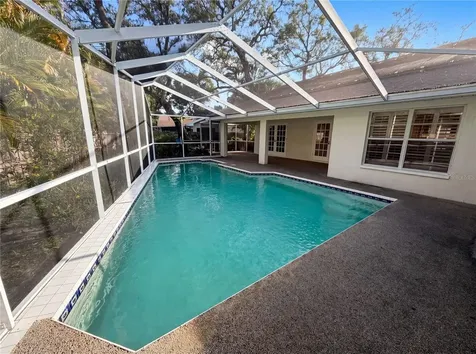 1015 Knollwood Court Safety Harbor FL 34695
