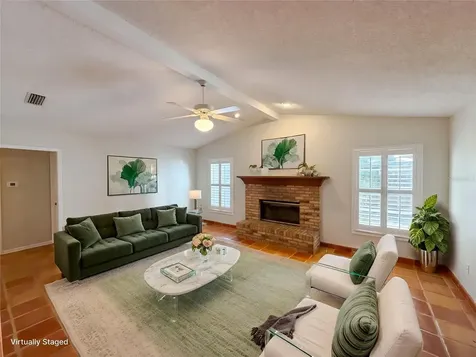 1015 Knollwood Court Safety Harbor FL 34695