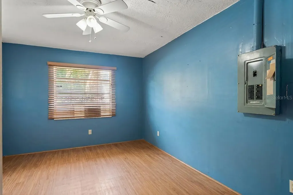 2005 Hudson Court Oldsmar FL 34677
