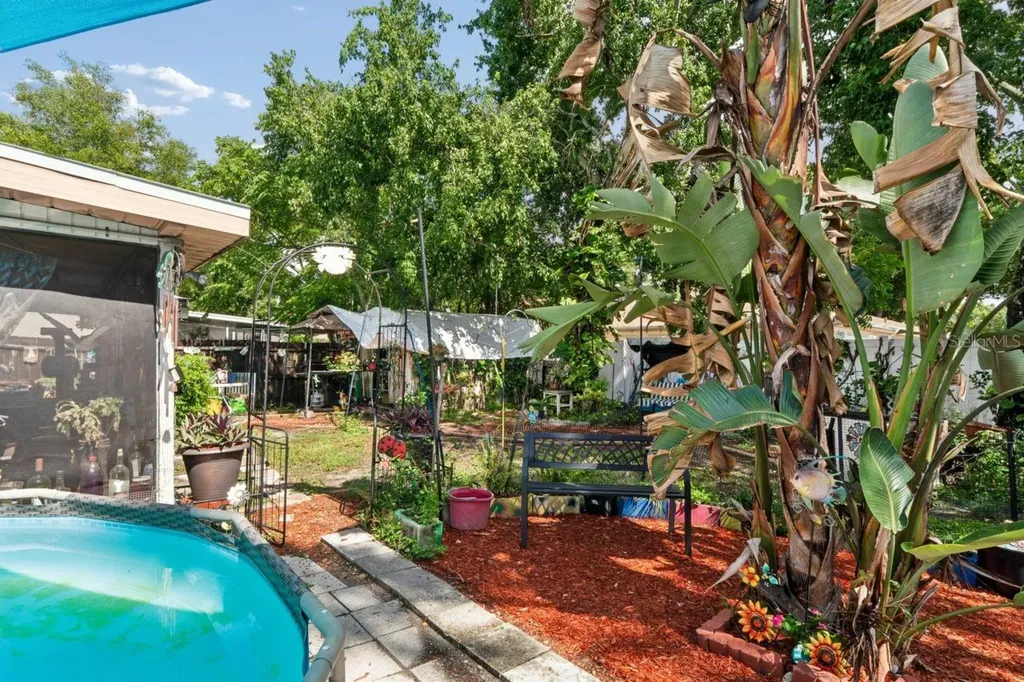 2005 Hudson Court Oldsmar FL 34677