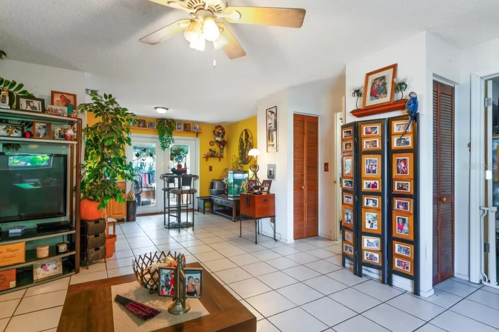 2005 Hudson Court Oldsmar FL 34677