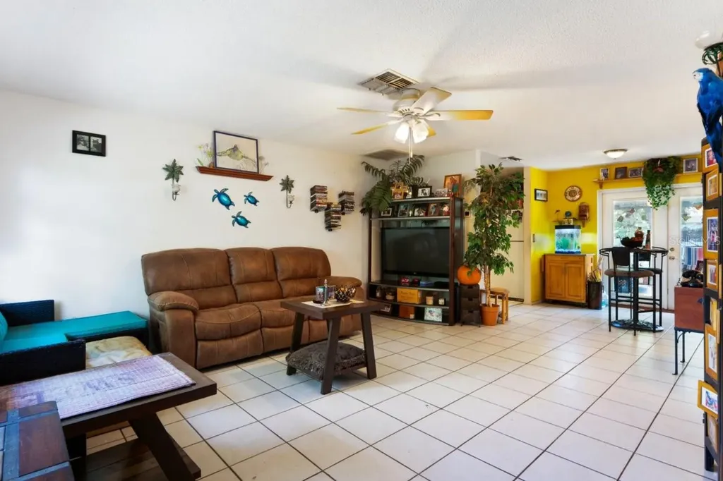2005 Hudson Court Oldsmar FL 34677
