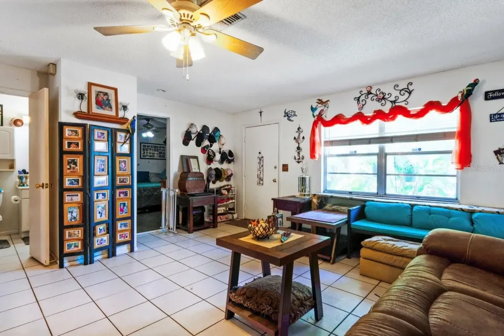 2005 Hudson Court Oldsmar FL 34677
