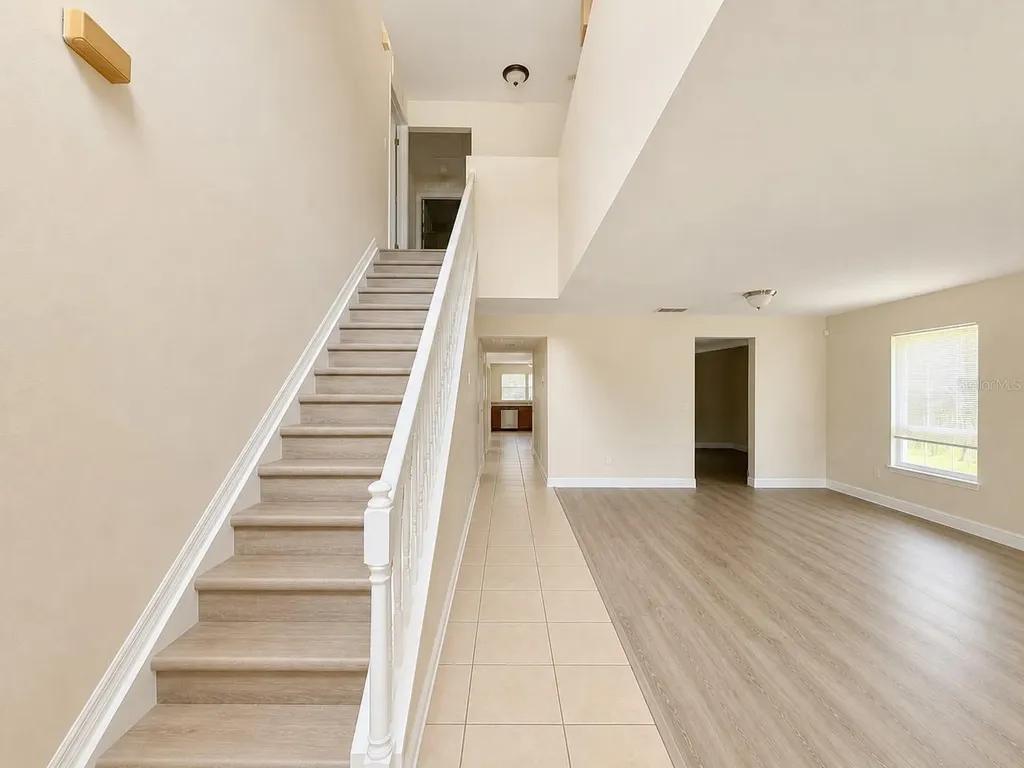 24301 SW 6th Place Newberry FL 32669