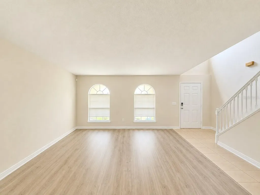 24301 SW 6th Place Newberry FL 32669