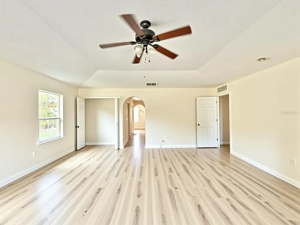 24301 SW 6th Place Newberry FL 32669