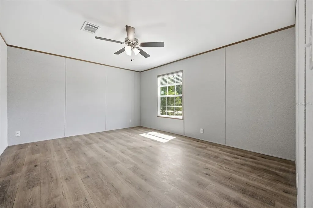 150 19th Street Interlachen FL 32148