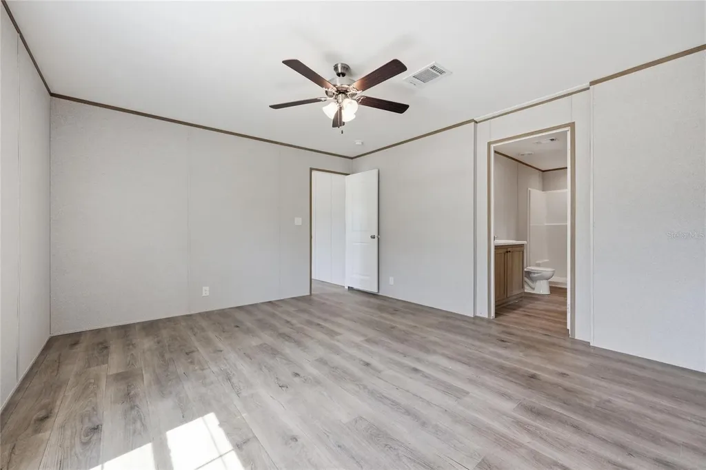 150 19th Street Interlachen FL 32148