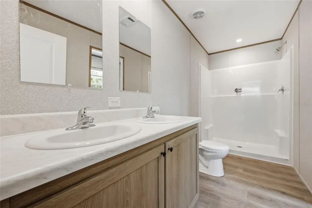 150 19th Street Interlachen FL 32148