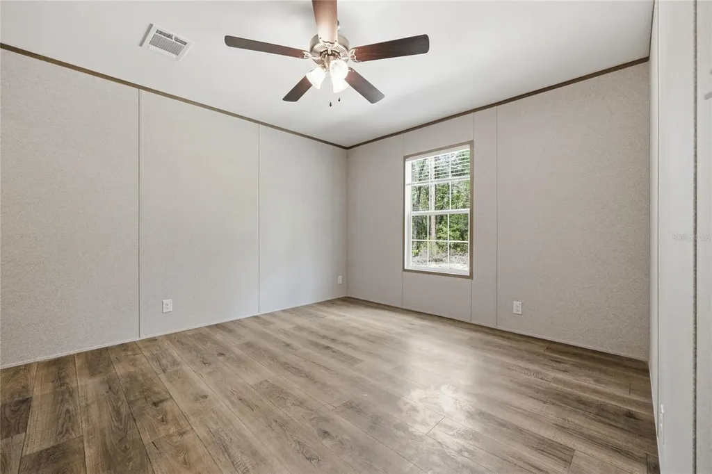 150 19th Street Interlachen FL 32148