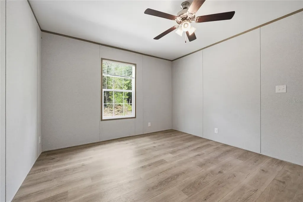 150 19th Street Interlachen FL 32148