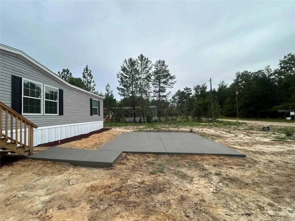 150 19th Street Interlachen FL 32148