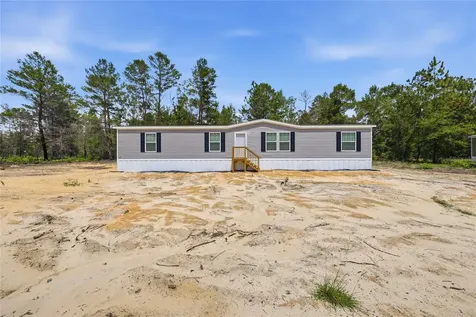 150 19TH Street Interlachen FL 32148