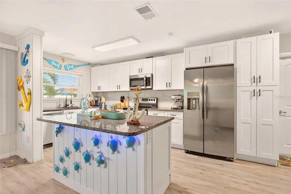 5235 40 Street S St Petersburg FL 33711