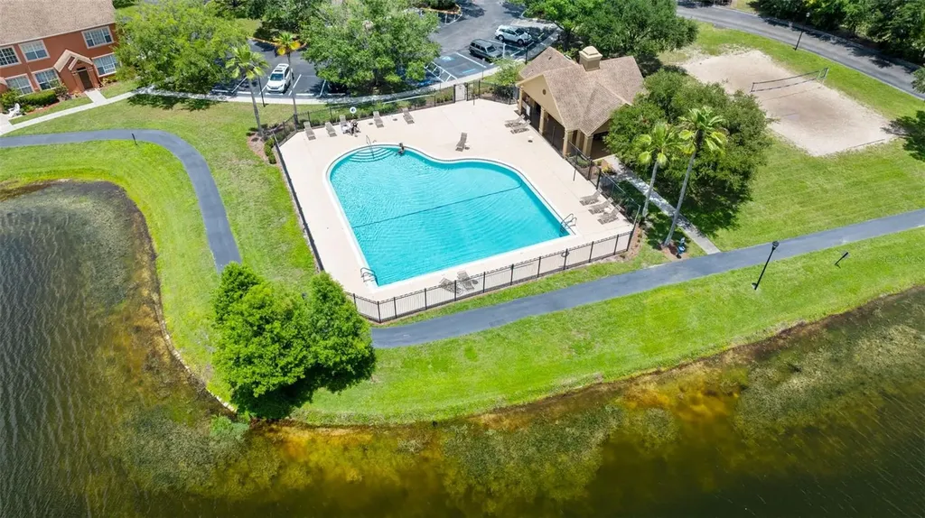 9714 Lake Chase Island Way Tampa FL 33626