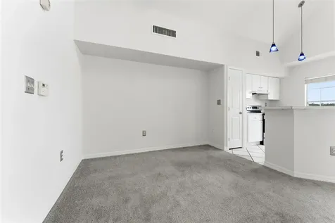 9714 Lake Chase Island Way Tampa FL 33626