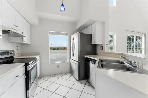 9714 Lake Chase Island Way Tampa FL 33626