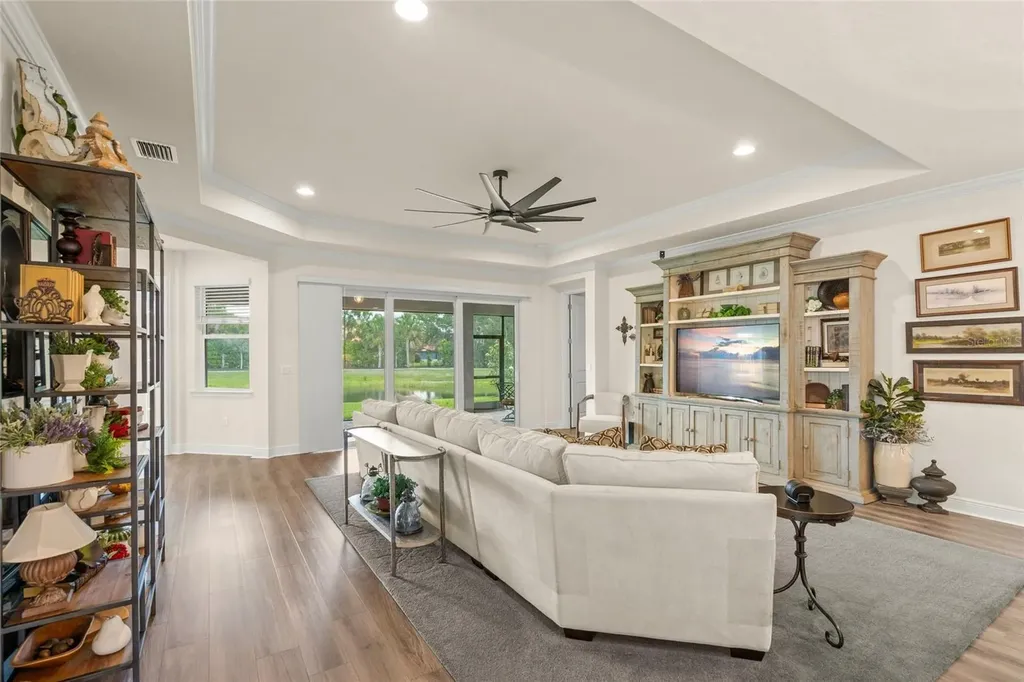 5773 Long Shore Loop Sarasota FL 34238